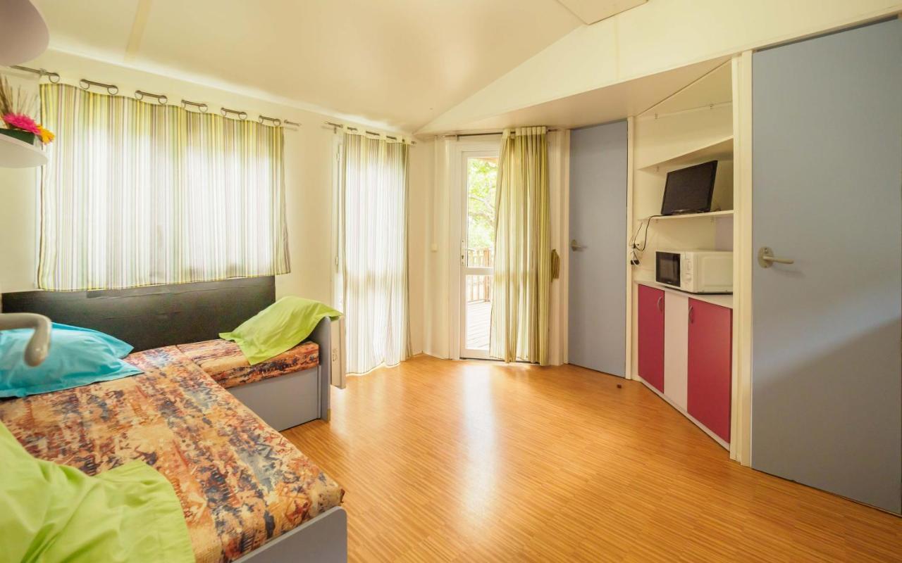 Camping Alberg Municipal Tivissa Esterno foto