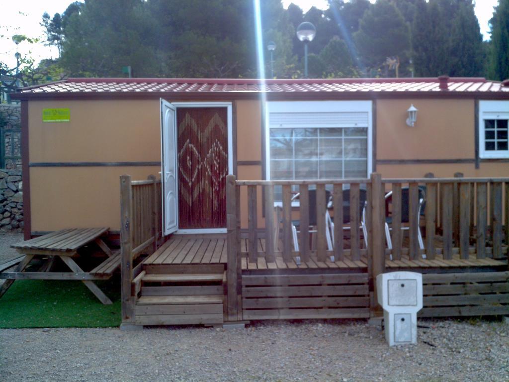 Camping Alberg Municipal Tivissa Esterno foto